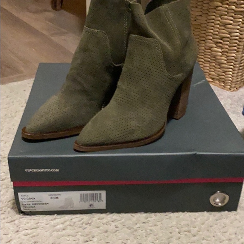 Vince Camuto leather Booties